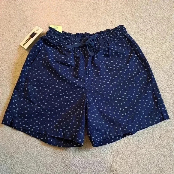 NWT Jachs  Girlfriend Shorts Small Paperbag Waist Navy and White Micro Floral - Picture 4 of 12